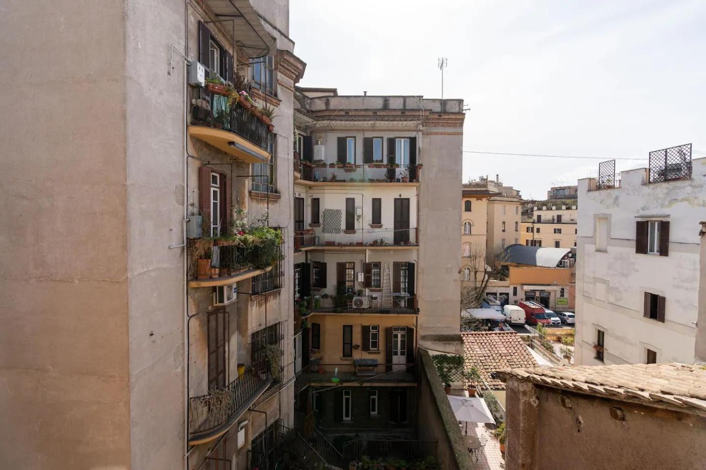 15 Min From Piazza Venezia Skyline Sanctuary In Trastevere Εξωτερικό φωτογραφία
