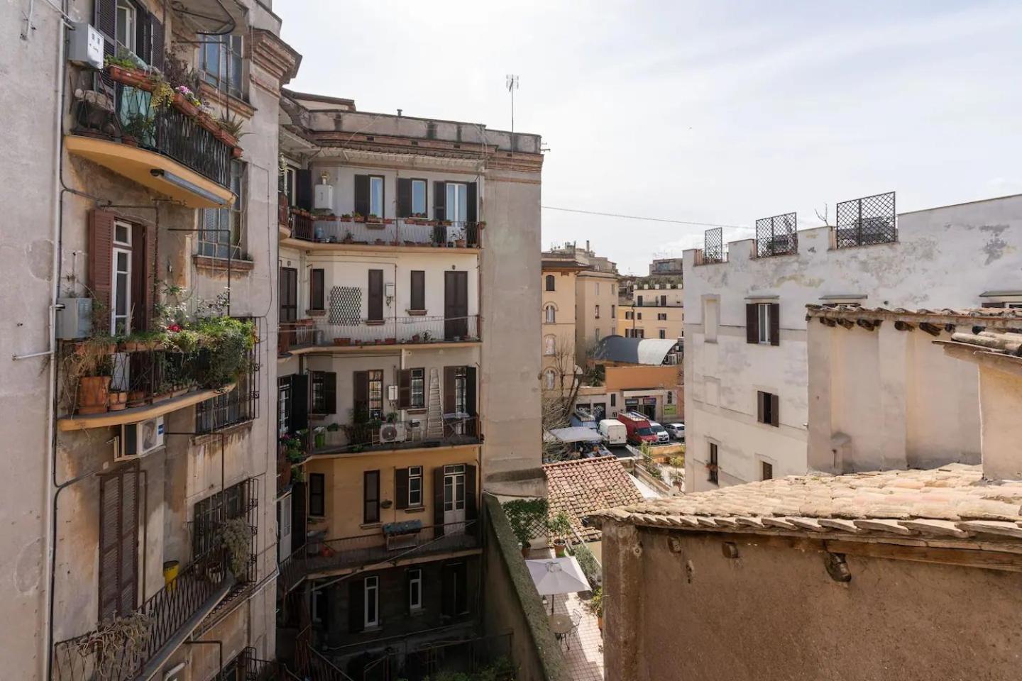 15 Min From Piazza Venezia Skyline Sanctuary In Trastevere Εξωτερικό φωτογραφία